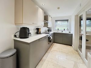 Kitchen- click for photo gallery